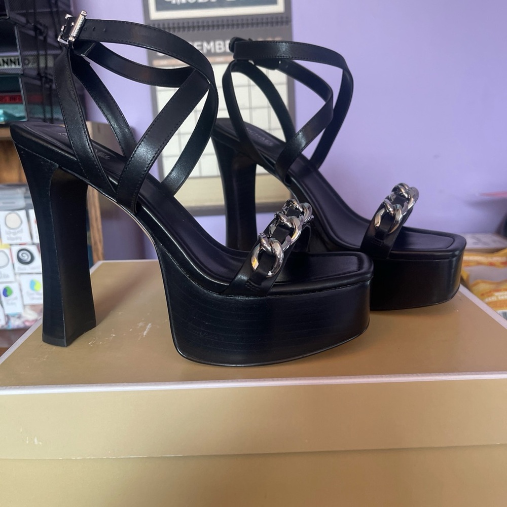 Women’s Michael Michael Kors Paola Chain Platform Sandal 7M Black